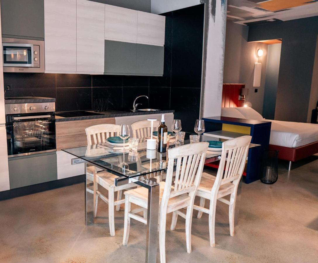 K Modern Hotel بسكييرا ديل غاردا المظهر الخارجي الصورة